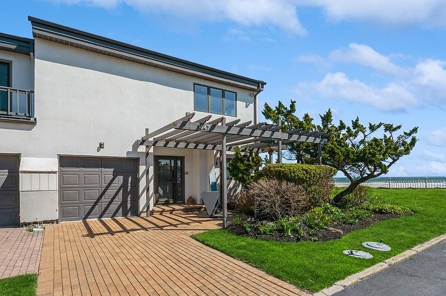 1st image of 1647 Ocean Blvd