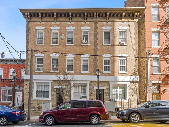 810-812 22ND ST, Union City, NJ 07087