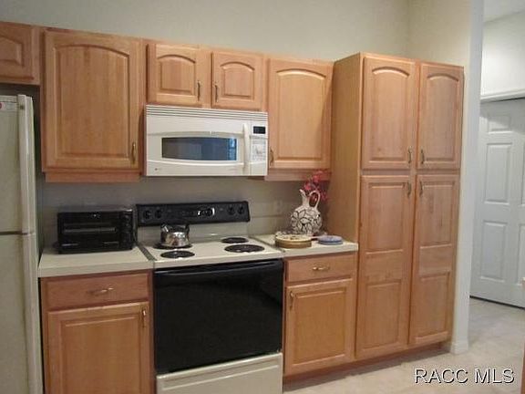 4th image of 5 Gingerwood Dr