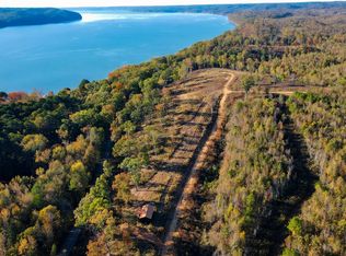 11 Lake Bend Shores Dr, Florence, AL 35633