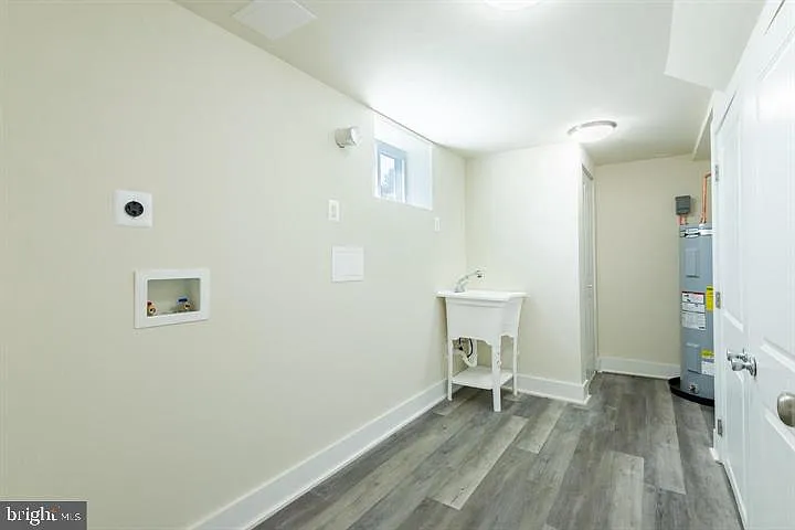 105 Meadow Rd — Photo 36