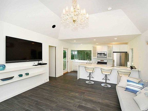 5th image of 31A Applegreen Dr