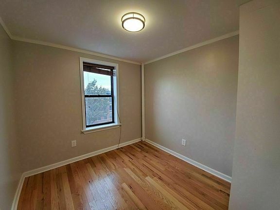 5th image of 725 4th Ave #Aa4