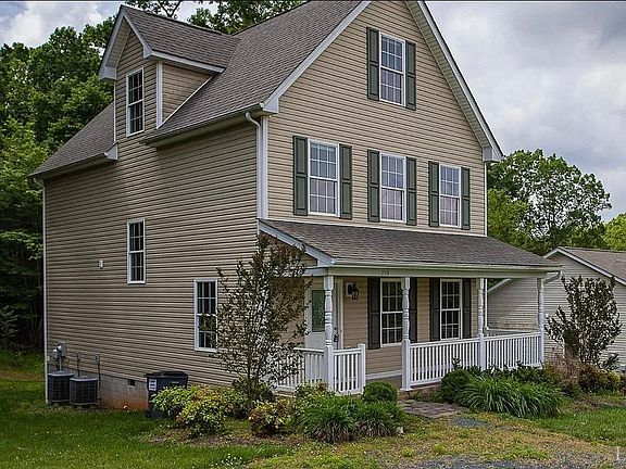 2nd image of 119 Stratford Pl