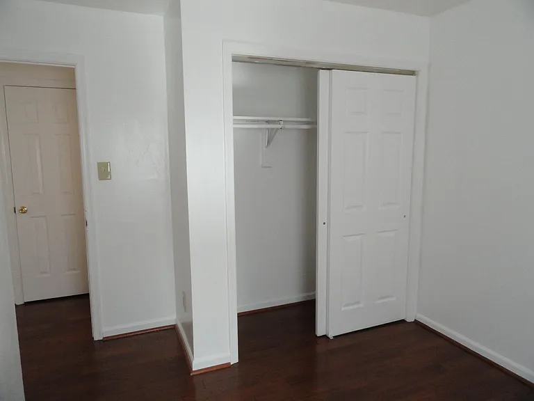 5634 Picadilly Ln — Photo 11