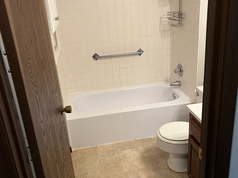 300 N 1st St #308 — Photo 5