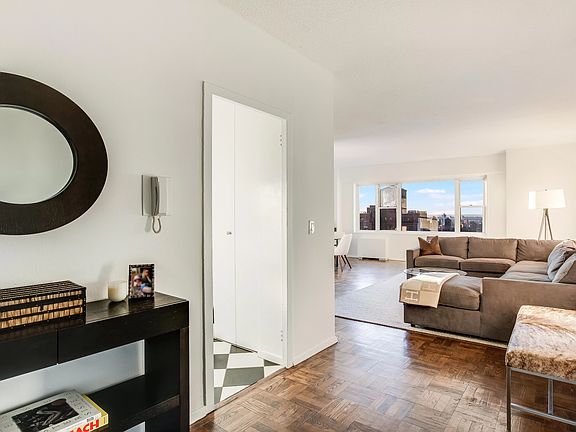 4th image of 60 E 8th St APT 22B