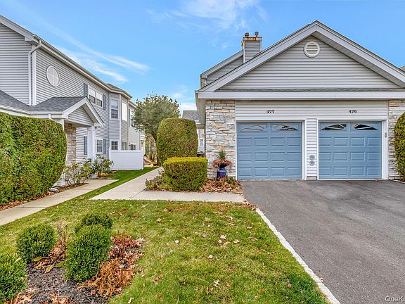3rd image of 477 Woodscreek Court