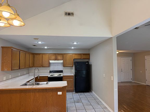 2nd image of 3469 W Essex Dr