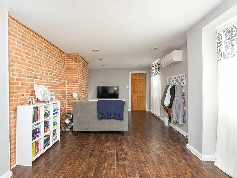114 S Chester St #2 — Photo 20