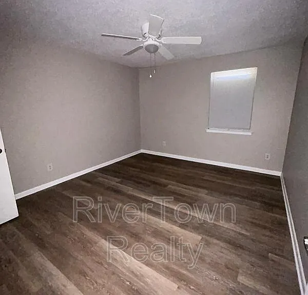 1176 Railton Rd — Photo 9