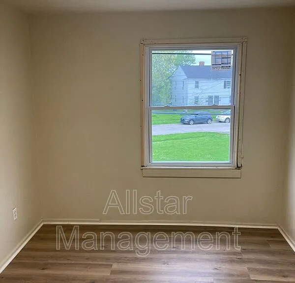 938 S Central Dr — Photo 11