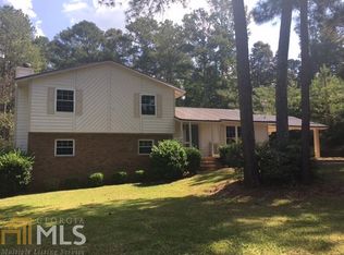208 Pinehaven Dr #20, Lagrange, GA 30240
