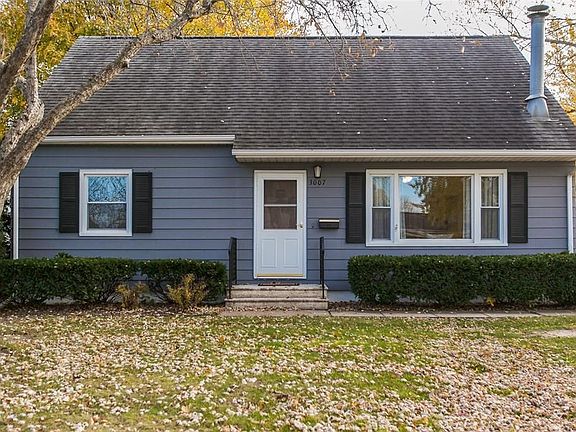 5th image of 3007 Sue Ln NW
