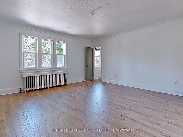 1747 Bayview Ave #UPPER — Photo 7