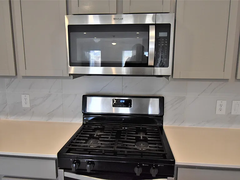 4023 Yonkers Valley Ln — Photo 6