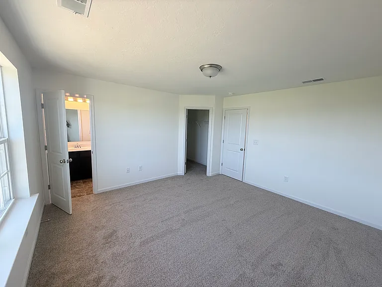 3621 Fieldstone Dr — Photo 15