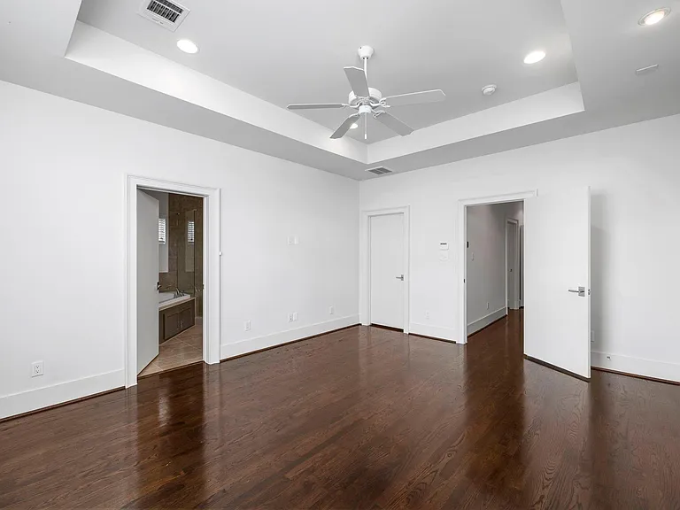 1808 Oakdale St — Photo 24