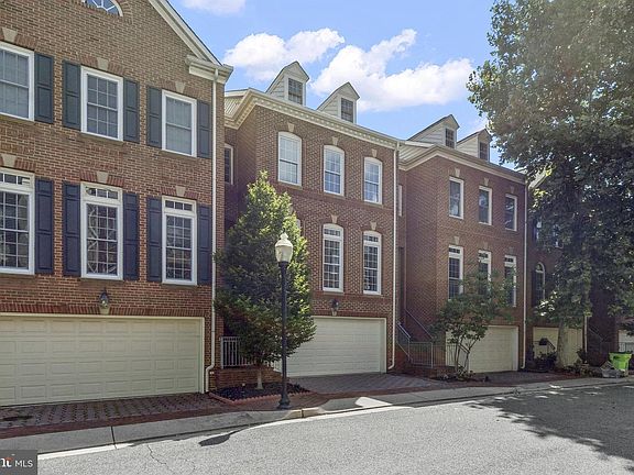 2nd image of 5247 Brawner Pl