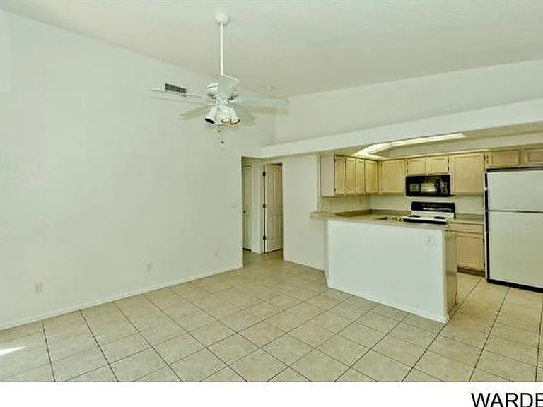 3250 Osborn Dr #A — Photo 3