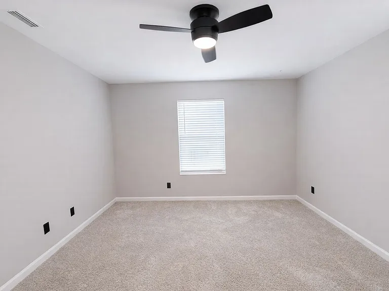 12881 Clydesdale Dr — Photo 35