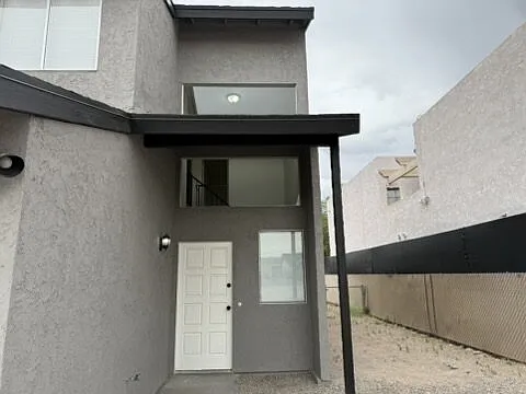 405 Anna Cir #B — Photo 2