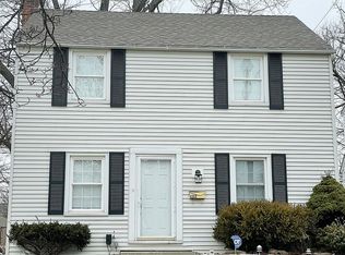 1312 Crestwood Rd, Toledo, OH 43612