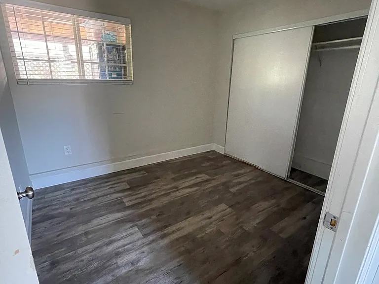 11722 Sunglow St #1/2 — Photo 10