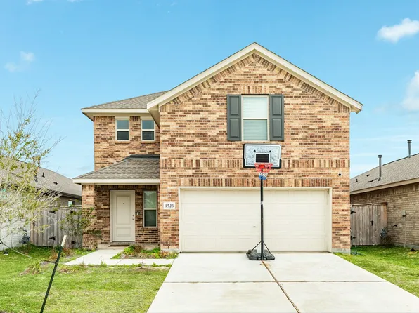 1523 Windrose Bnd, Angleton, TX 77515