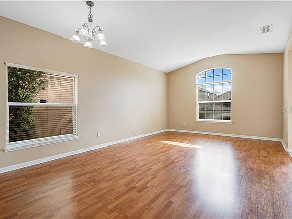 5th image of 2037 Victoria Falls Dr