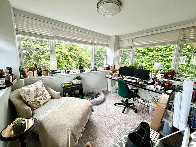 Meadow Ln — Photo 1