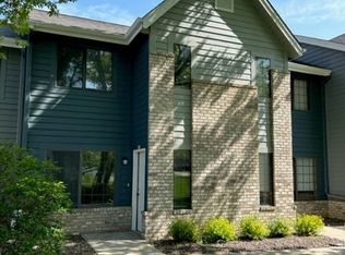 Lake Court Apartments, Oconomowoc, WI 53066