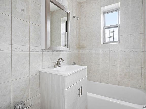5th image of 30-51 Hobart St #5A