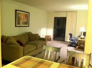 605 Hidden Valley Club Dr APT 304, Ann Arbor, MI 48104