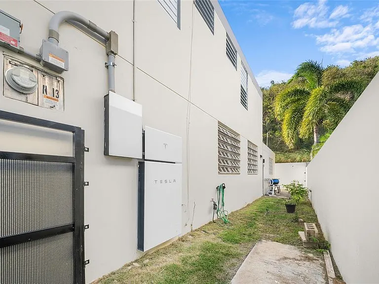N13 Calle Boriken Urb Alturas Del Encanto — Photo 21
