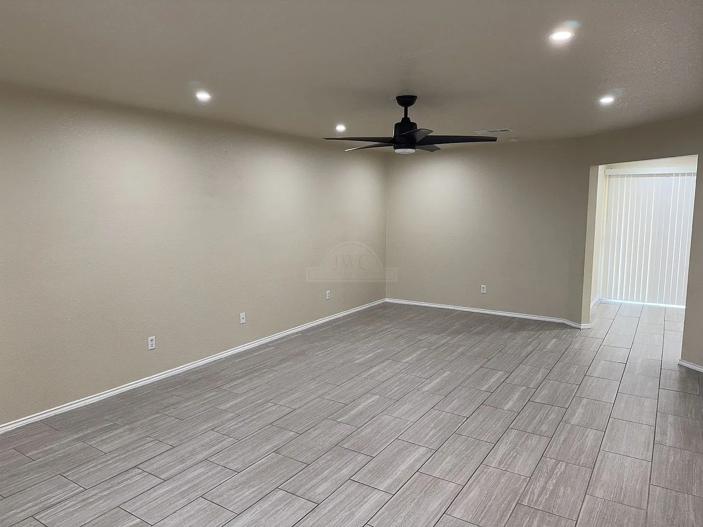 **1/2 off first months (prorate rent)** 2611 Littlewood Drive, Killeen — Photo 2