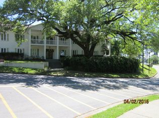 50 Fairhope Ave #1, Fairhope, AL 36532