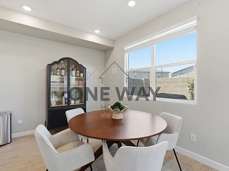 5832 E Rose Garden Ln — Photo 14