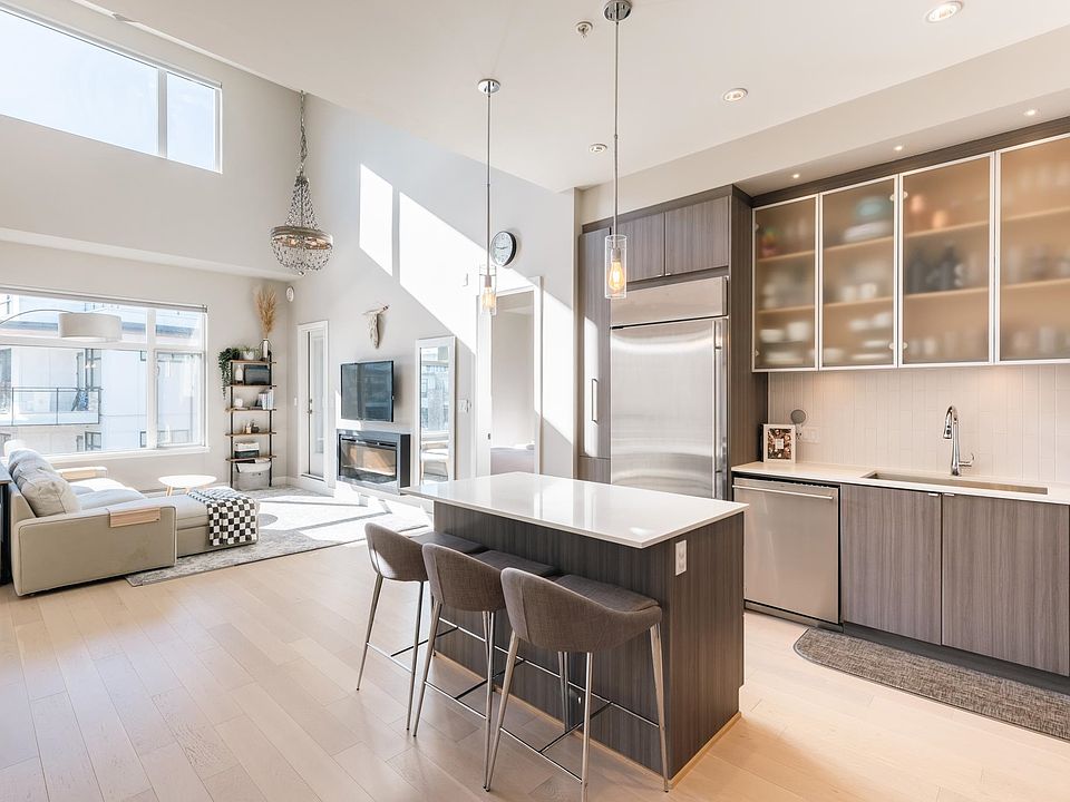 1st image of 262 Salter St #415
