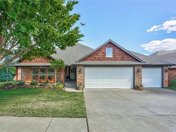 3rd image of 16404 Old Elm Ln
