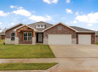 5208 S April Ct, Battlefield, MO 65619