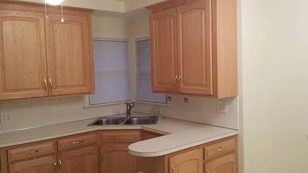 2719 Torrington Ave — Photo 2