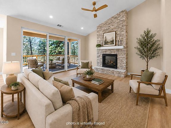 3rd image of 11504 Crossbill Dr