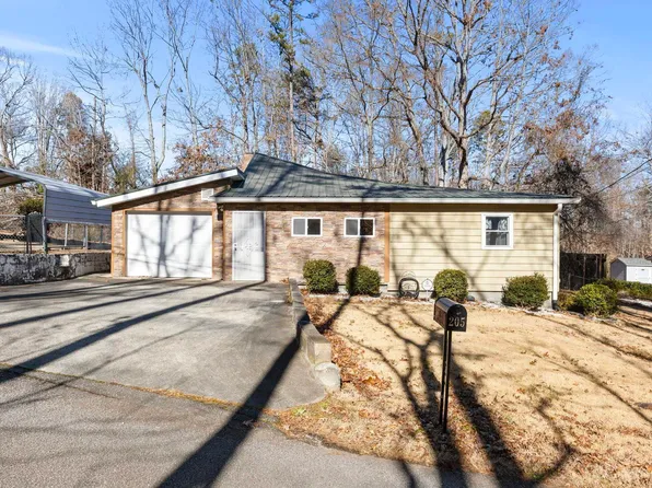 205 Helen Dr, Piedmont, SC 29673