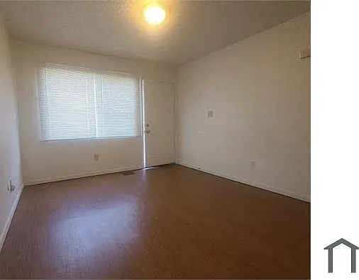 4432 Curundu Ave — Photo 10