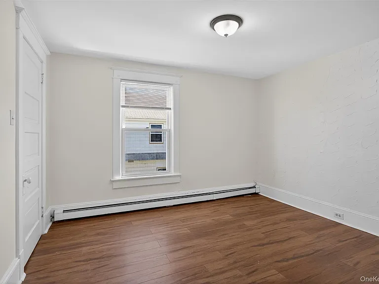 20 Delaware St #B — Photo 7