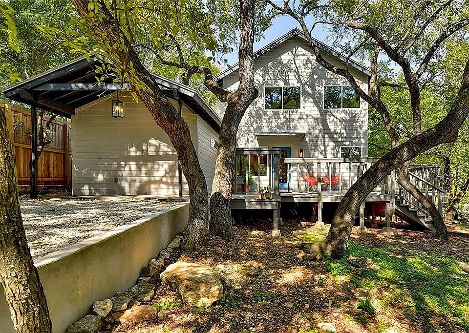 9901 La Jolla Dr