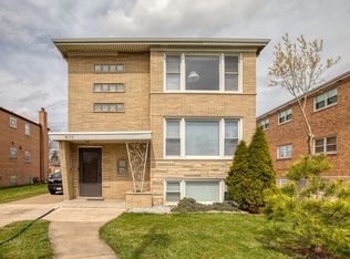 6134 W 79th St #B, Burbank, IL 60459