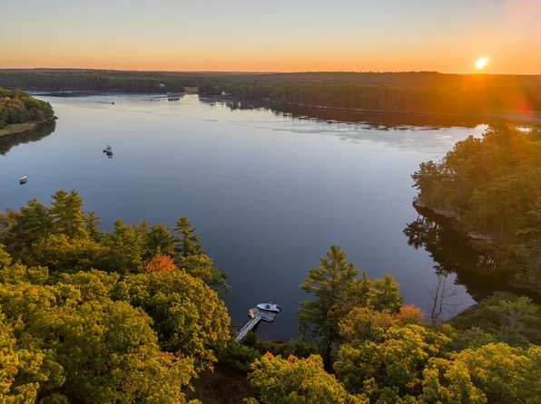 213 Fiddlers Reach Road, Phippsburg, ME 04562