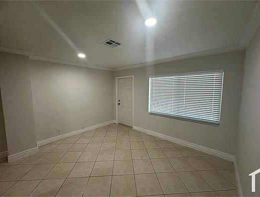 4th image of 1264 NE 25th Ct